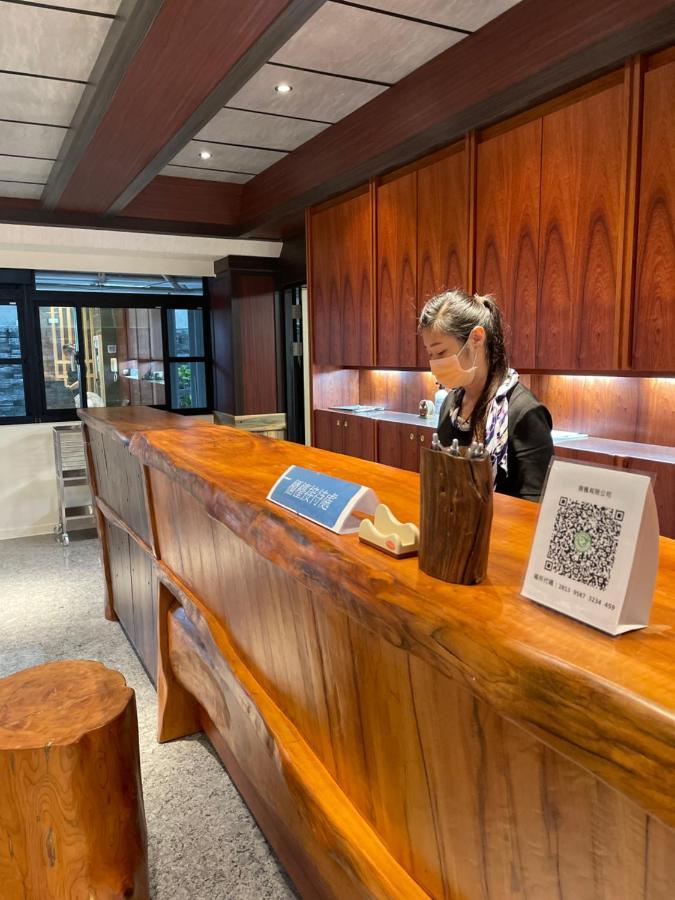 Weifeng Boutique Business Hotel - Zhanqian Branch Pingtung Eksteriør bilde