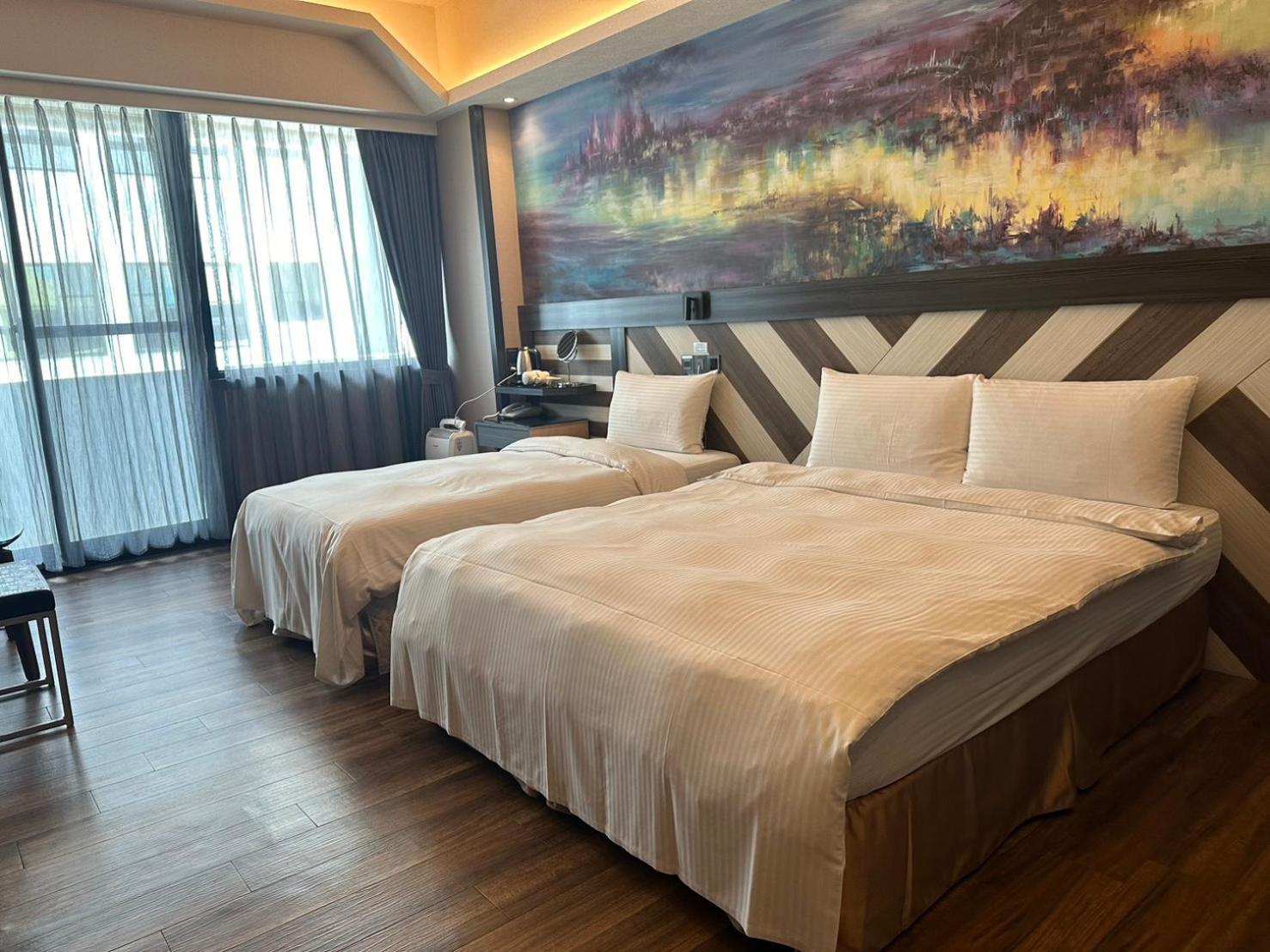 Weifeng Boutique Business Hotel - Zhanqian Branch Pingtung Eksteriør bilde
